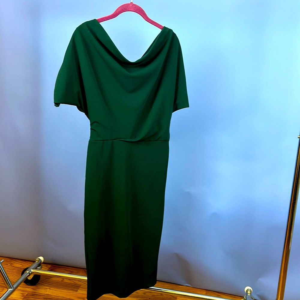 Alexia Admor emerald green drape shoulder dress. Size S